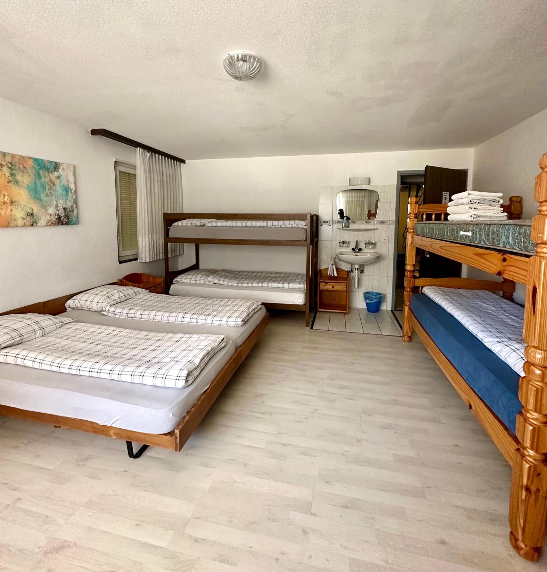 Holiday House Laerchenheim Saas-Balen Exterior foto